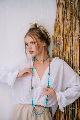 Short Turquoise Necklace with Gold-Plated Connector