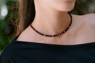 Burgundy Elegance | Garnet & 9K Gold Necklace