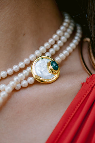 Sculptural Elegance | Freshwater Pearl Statement Necklace
