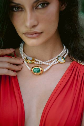 Sculptural Elegance | Freshwater Pearl Statement Necklace
