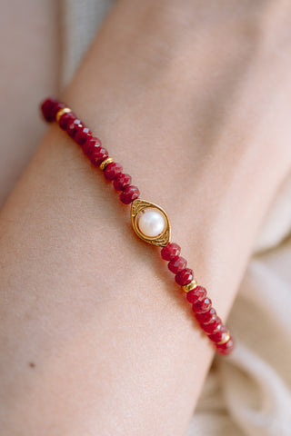 Crimson Pearl | Red Chalcedony & Freshwater Pearl Bracelet