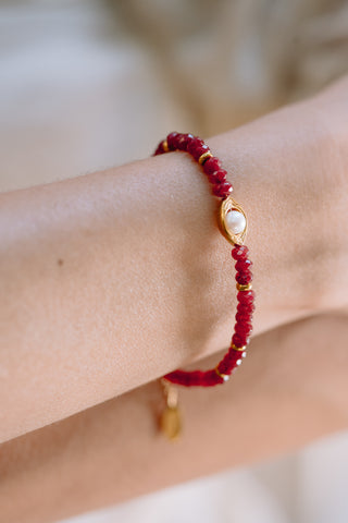 Crimson Pearl | Red Chalcedony & Freshwater Pearl Bracelet